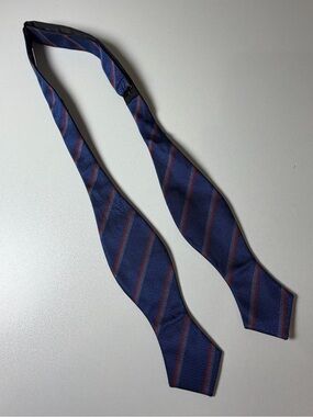 J. Crew The Bow Tie 100% Silk Navy and Red Striped Adjustable Bow Tie